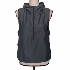 Under Armour Storm Gray Hooded Vest Size SM